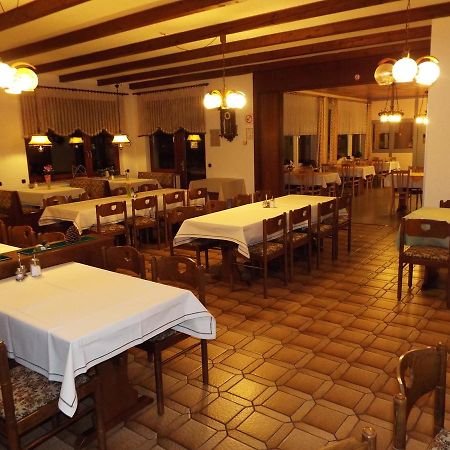 Hotel Garni Zum Reinhardswald Gewissenruh Exteriér fotografie