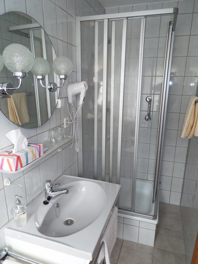 Hotel Garni Zum Reinhardswald Gewissenruh Exteriér fotografie